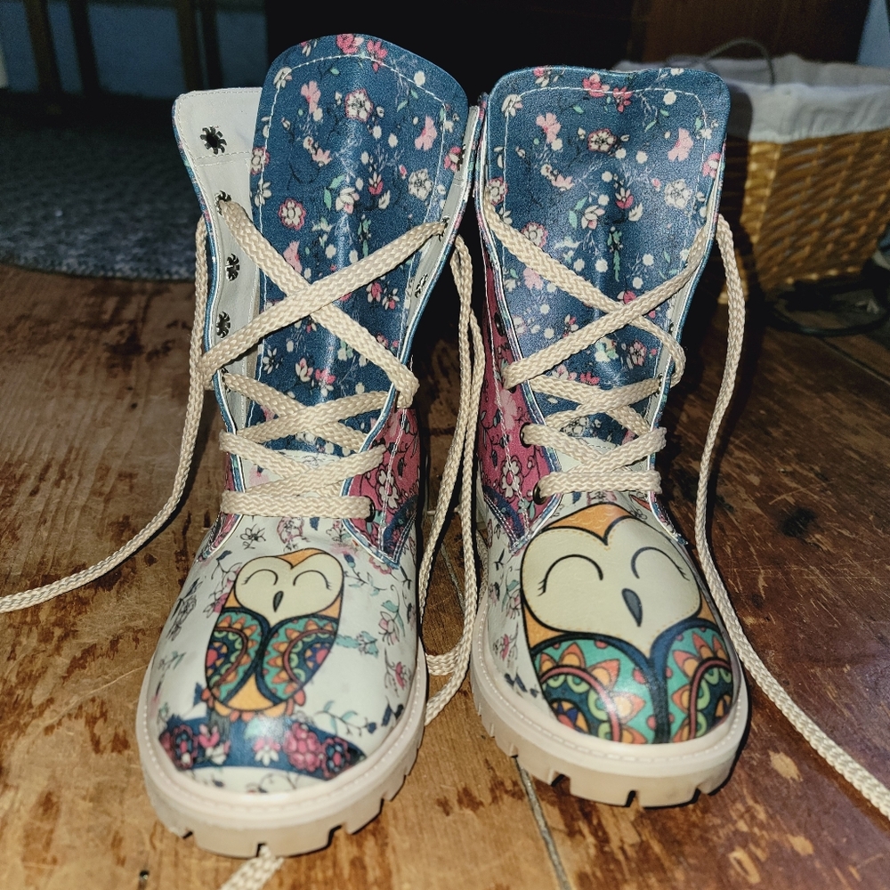 Goby Wise 🦉 Owl floral Lace up combat boots vegan faux leather Quirky RARE - Picture 8 of 15